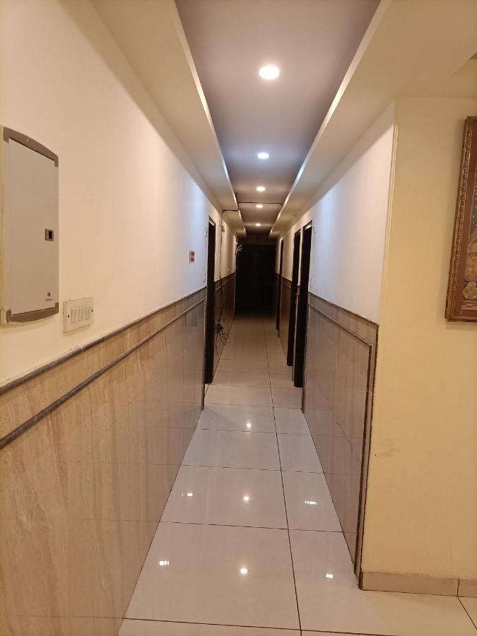 Airport Hotel Breeze New Delhi Luaran gambar