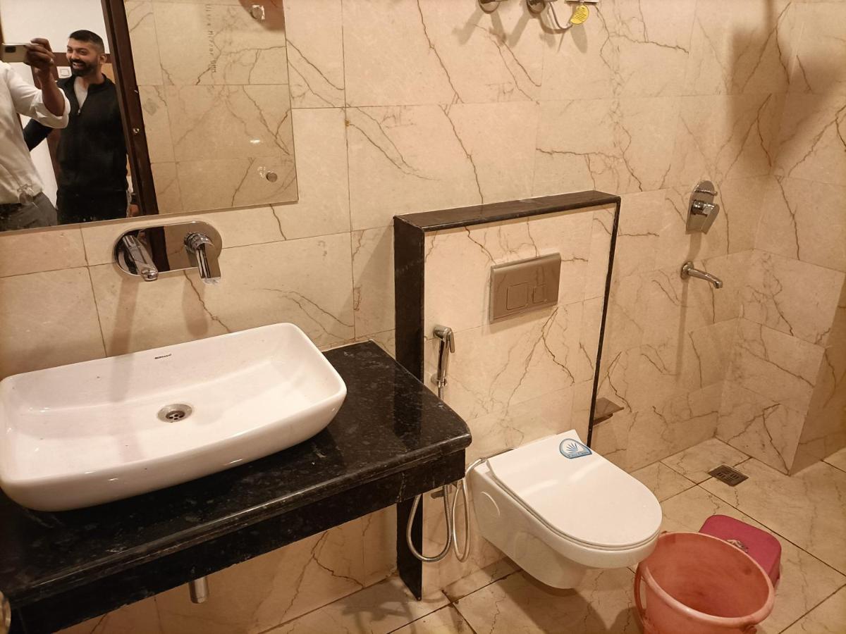 Airport Hotel Breeze New Delhi Luaran gambar