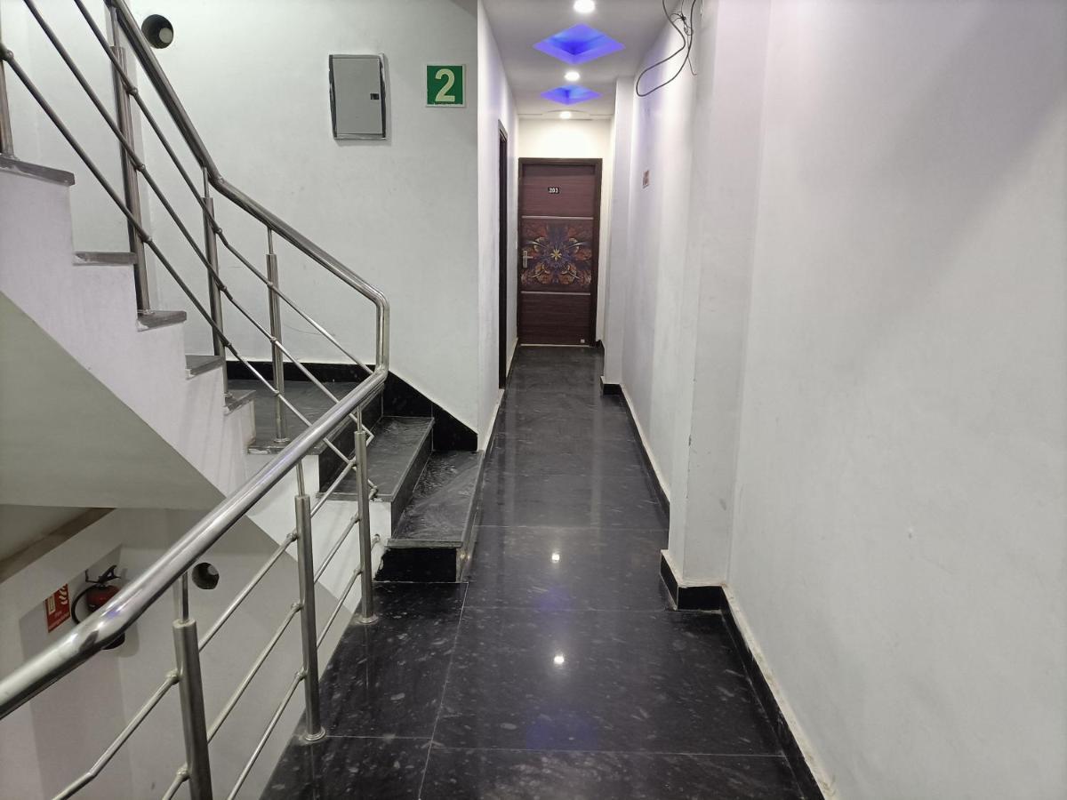 Airport Hotel Breeze New Delhi Luaran gambar